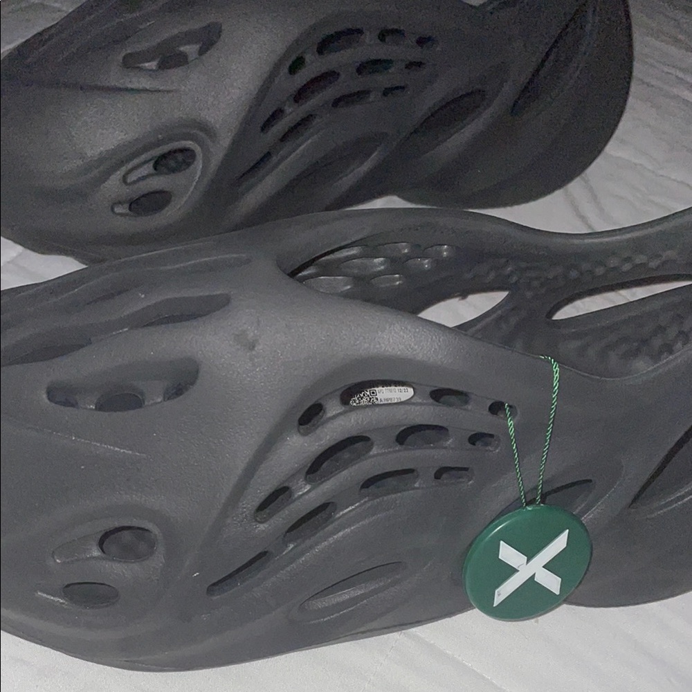 Yeezy Foam Runner Black